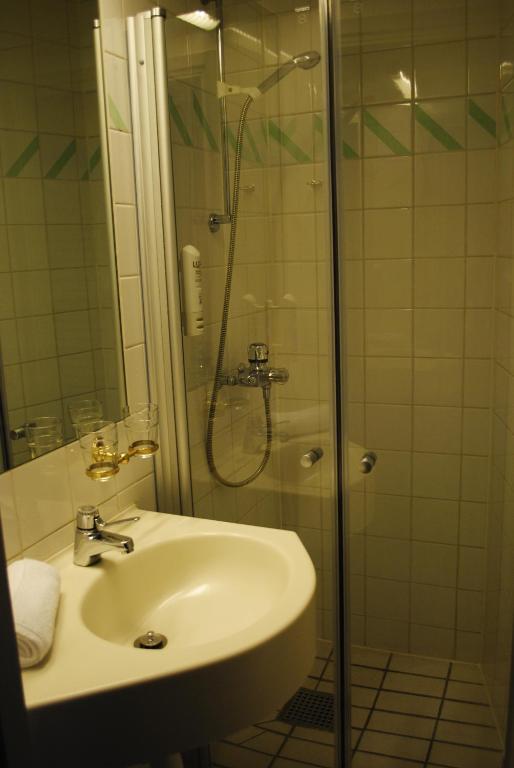 Kumla Hotel Habitación foto