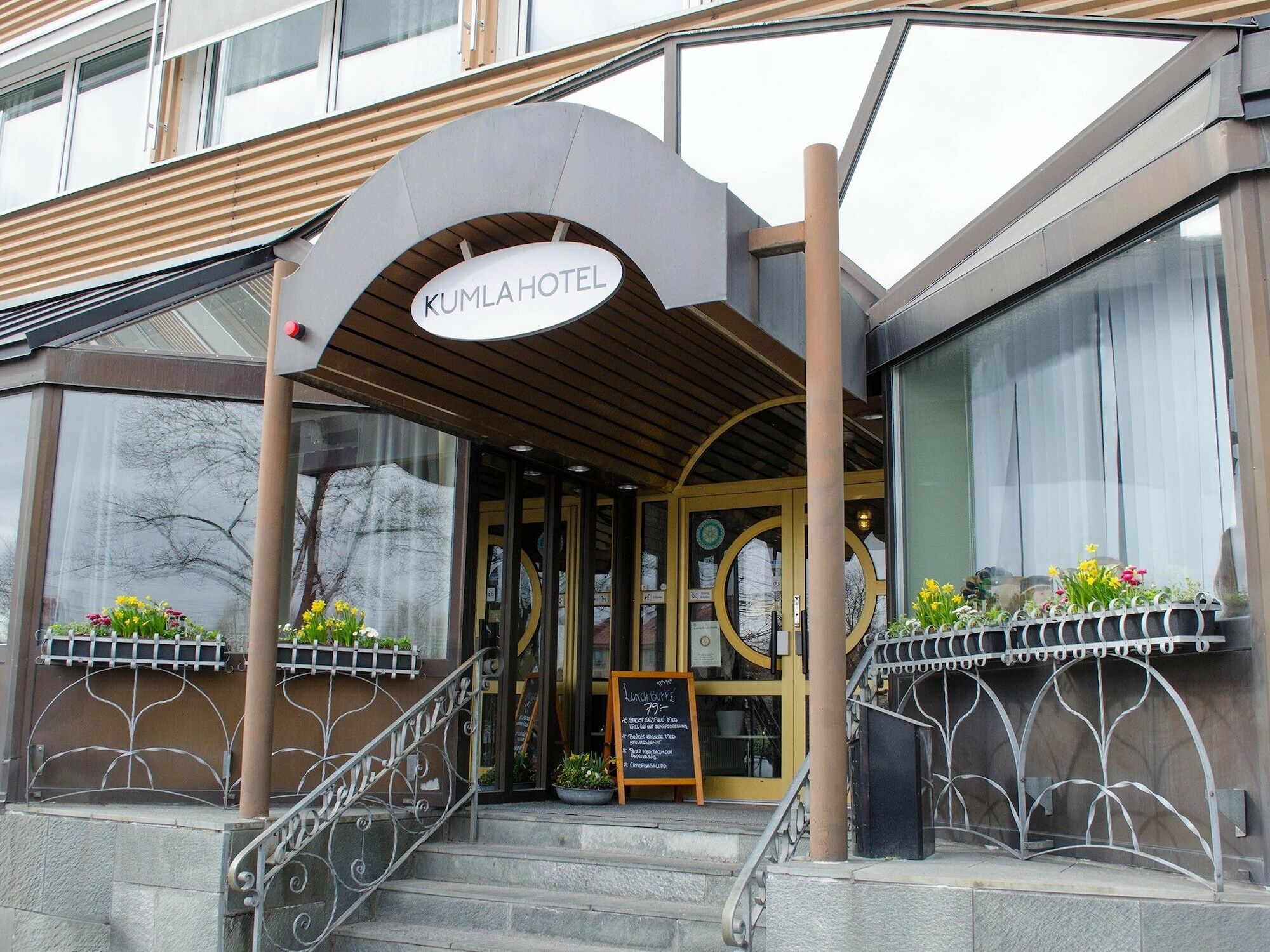 Kumla Hotel Exterior foto